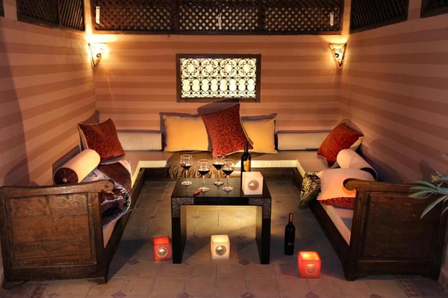 Charming Titled Guesthouse Riad for Sale in Riad larousse-19