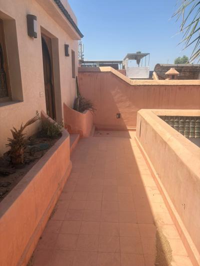 Modern Villa for Sale on the Fez Road – Marrakech