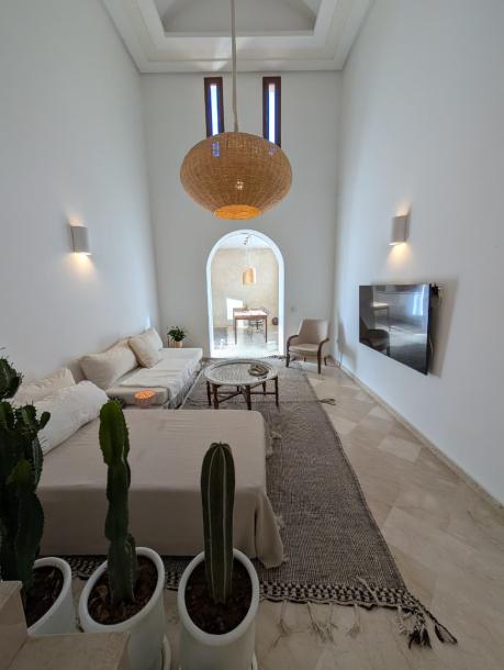 Elegant Beldi Chic Duplex - Gueliz, Marrakech-0
