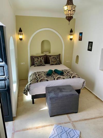 Titled Riad with Pool for Sale – Derb Dabachi, Marrakech